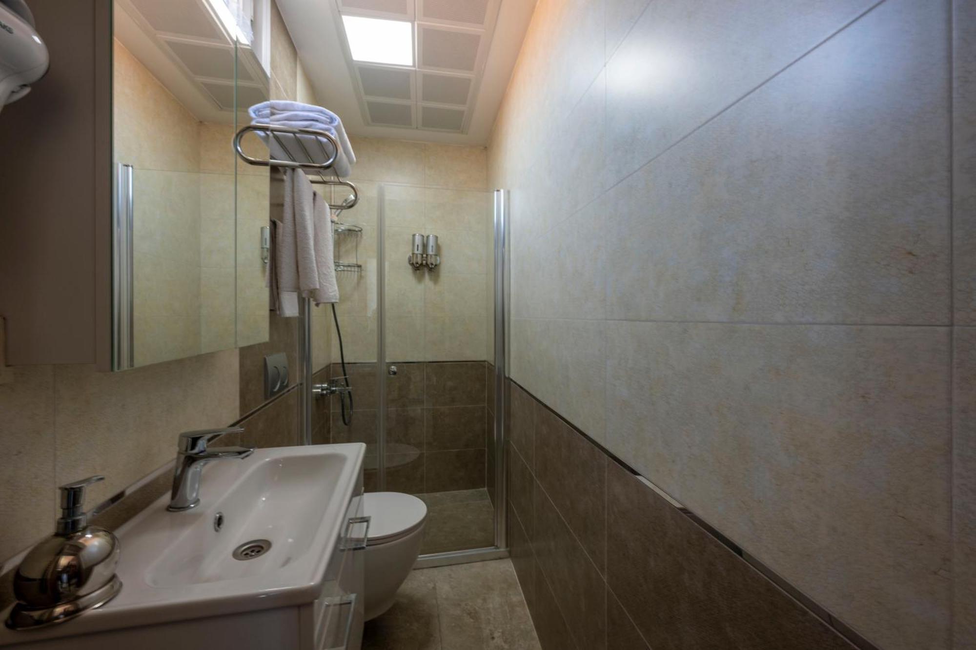 Comfort Suites Hotel Istanbulská provincie Exteriér fotografie